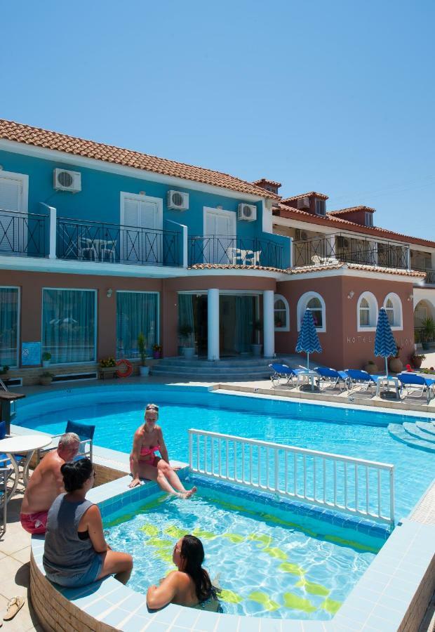 Apollon Hotell Plános Eksteriør bilde